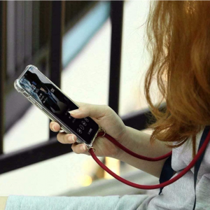 Hoesje geschikt voor iPhone 11 Backcover met koord hoesje