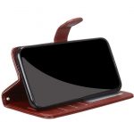 Hoesje geschikt voor Motorola Moto G8 Plus hoesje book case bruin