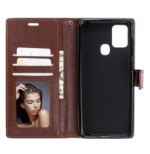 LuxeBass hoesje geschikt voor Samsung Galaxy A21S hoesje book case + 2 stuks Glas Screenprotector bruin