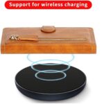 Hoesje geschikt voor Samsung Galaxy S21 Plus Book case met ritssluiting van LuxeBass - Flipcover - Magnetisch - 5 kaarten houder - Lichtbruin