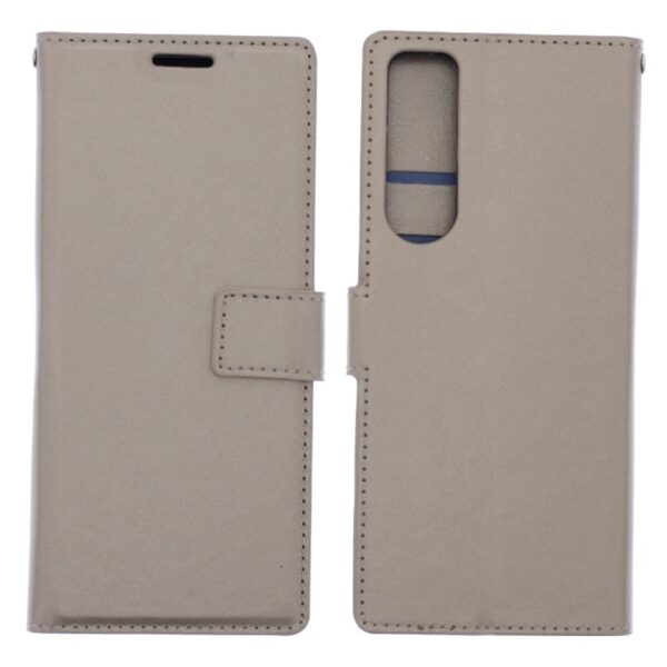 Telefoon Wallet Bookcase geschikt voor Sony Xperia 5 III-Portemonnee telefoonhoesje voor Bankpassen-Kunstleer-Siliconen Houder-Magnetische sluiten- goud