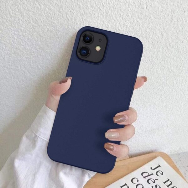 Hoesje geschikt voor Apple iPhone 12 - Anti Scratch - Silicone case - Kunststof - Soft cover - Schokbestendig - Donker Blauw