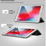 Hoesje Geschikt voor Apple iPad 7 10.2 (2019) Book Cover Tri-Fold hoesje met soft silicone houder - Zwart