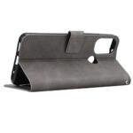 Hoesje geschikt voor Motorola Moto G82 5G - Boekhoesje - Grijs - Portemonneehoesje