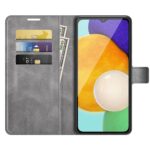 Hoesje geschikt voor Samsung Galaxy A13 4G - Boekhoesje - Grijs - Portemonneehoesje