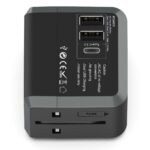 Universele Wereldstekker met 3 USB poorten | 1500W Zwart